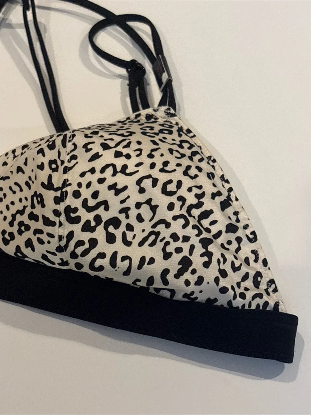 Victorias Secret Bra Strappy Animal Print Lightly Padded Bralette Sz Medium NEW
